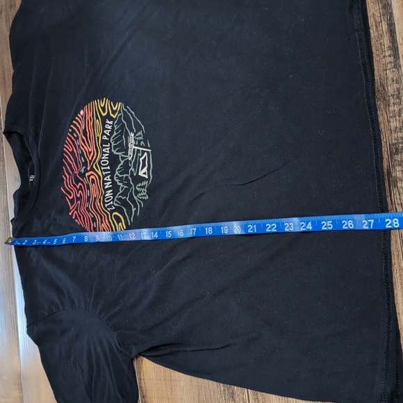 Wild Tribute Zion National Park Into The Wild Graphic T-Shirt Size M - Picture 6 of 6